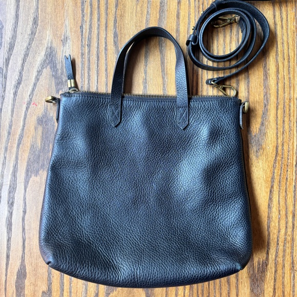 MADEWELL Leather Zip-Top Transport Crossbody Bag True Black - Picture 3 of 15